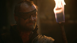 extant_GameOfThrones_3x04-AndNowHisWatchIsEnded_4634