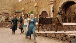 extant_GameOfThrones_3x04-AndNowHisWatchIsEnded_4838