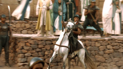 extant_GameOfThrones_3x04-AndNowHisWatchIsEnded_5190