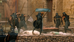 extant_GameOfThrones_3x04-AndNowHisWatchIsEnded_5210