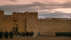 extant_GameOfThrones_3x04-AndNowHisWatchIsEnded_5431