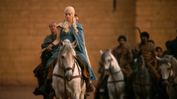 extant_GameOfThrones_3x04-AndNowHisWatchIsEnded_5441