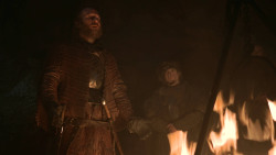 extant_GameOfThrones_3x04-KissedByFire_0027