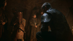 extant_GameOfThrones_3x04-KissedByFire_0073