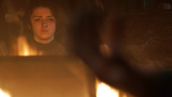 extant_GameOfThrones_3x04-KissedByFire_0090