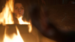 extant_GameOfThrones_3x04-KissedByFire_0091