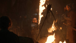 extant_GameOfThrones_3x04-KissedByFire_0113