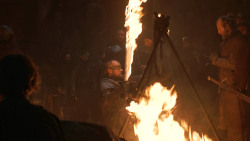 extant_GameOfThrones_3x04-KissedByFire_0115