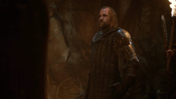 extant_GameOfThrones_3x04-KissedByFire_0116