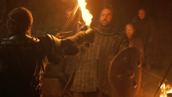 extant_GameOfThrones_3x04-KissedByFire_0139