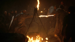 extant_GameOfThrones_3x04-KissedByFire_0154
