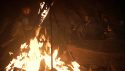 extant_GameOfThrones_3x04-KissedByFire_0170