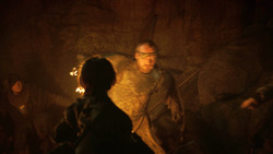 extant_GameOfThrones_3x04-KissedByFire_0173
