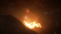 extant_GameOfThrones_3x04-KissedByFire_0179