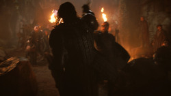 extant_GameOfThrones_3x04-KissedByFire_0182
