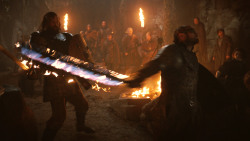 extant_GameOfThrones_3x04-KissedByFire_0185