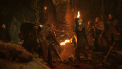 extant_GameOfThrones_3x04-KissedByFire_0194