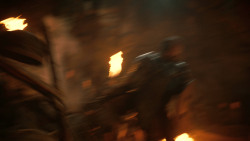 extant_GameOfThrones_3x04-KissedByFire_0196