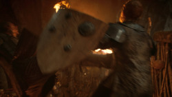 extant_GameOfThrones_3x04-KissedByFire_0216
