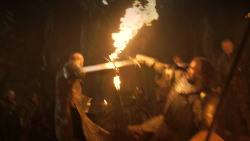 extant_GameOfThrones_3x04-KissedByFire_0225