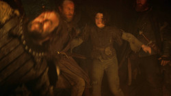 extant_GameOfThrones_3x04-KissedByFire_0228