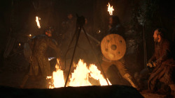 extant_GameOfThrones_3x04-KissedByFire_0234