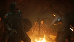extant_GameOfThrones_3x04-KissedByFire_0240