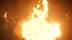extant_GameOfThrones_3x04-KissedByFire_0270