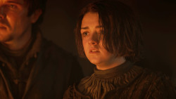 extant_GameOfThrones_3x04-KissedByFire_0273