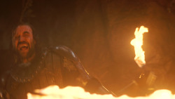 extant_GameOfThrones_3x04-KissedByFire_0309