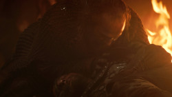 extant_GameOfThrones_3x04-KissedByFire_0340