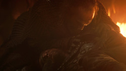 extant_GameOfThrones_3x04-KissedByFire_0341