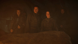extant_GameOfThrones_3x04-KissedByFire_0345