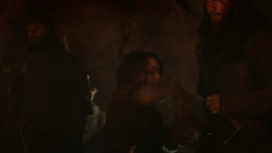 extant_GameOfThrones_3x04-KissedByFire_0350