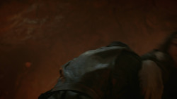 extant_GameOfThrones_3x04-KissedByFire_0357