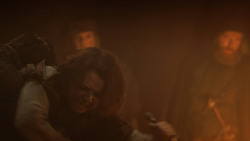 extant_GameOfThrones_3x04-KissedByFire_0362