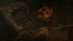 extant_GameOfThrones_3x04-KissedByFire_0367