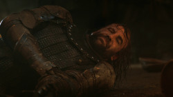extant_GameOfThrones_3x04-KissedByFire_0368