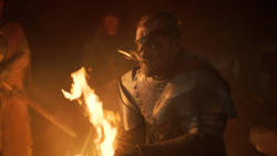 extant_GameOfThrones_3x04-KissedByFire_0398