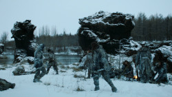 extant_GameOfThrones_3x04-KissedByFire_0410