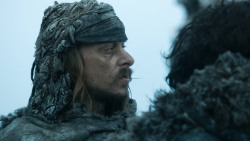 extant_GameOfThrones_3x04-KissedByFire_0571