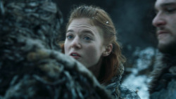 extant_GameOfThrones_3x04-KissedByFire_0576