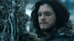 extant_GameOfThrones_3x04-KissedByFire_0579