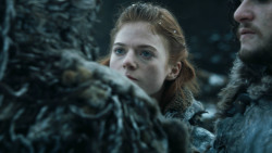 extant_GameOfThrones_3x04-KissedByFire_0580