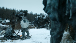 extant_GameOfThrones_3x04-KissedByFire_0641