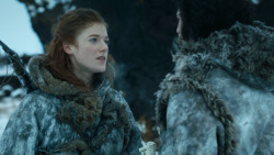 extant_GameOfThrones_3x04-KissedByFire_0657