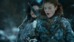 extant_GameOfThrones_3x04-KissedByFire_0666