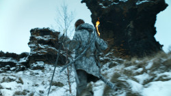 extant_GameOfThrones_3x04-KissedByFire_0679