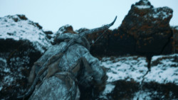 extant_GameOfThrones_3x04-KissedByFire_0689