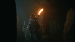 extant_GameOfThrones_3x04-KissedByFire_0700
